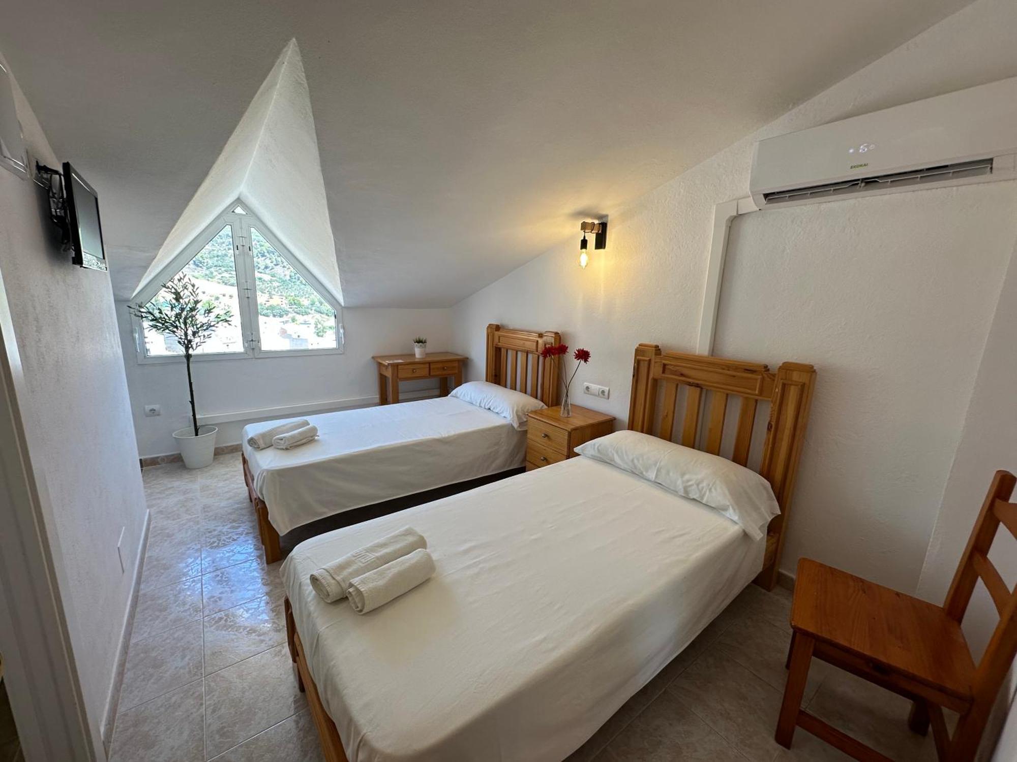 Hostal Sango Sierra De Las Nieves Alozaina Zewnętrze zdjęcie